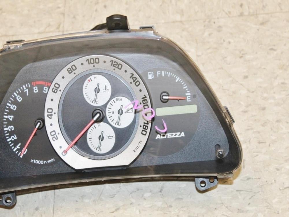 JDM Toyota Altezza OEM Gauge Cluster SXE10 1998-2005 Lexus IS300 5 Speed MT: Image 4