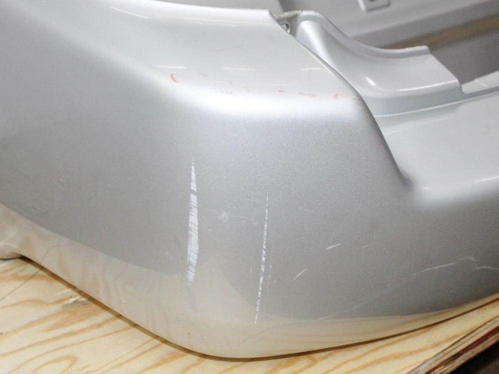 1997-2001 JDM Honda CR-V RD1 Spareless Rear End with Matching OEM Rear Bumper: Image 4