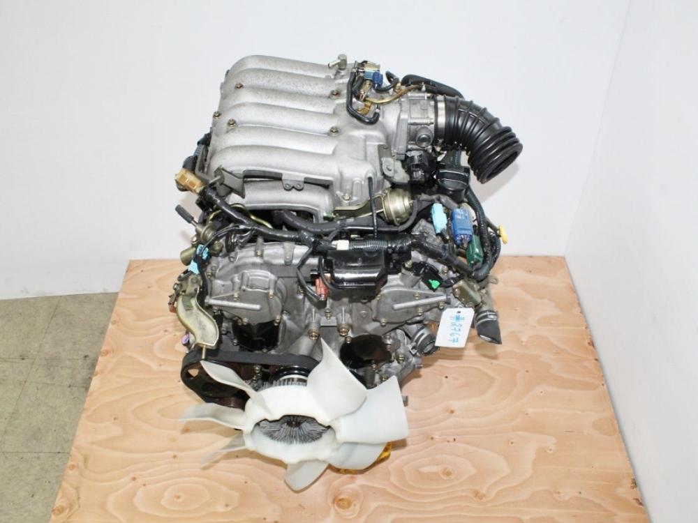 2001-2004 JDM Nissan Pathfinder VQ35DE 3.5L V6 Engine: Image 4