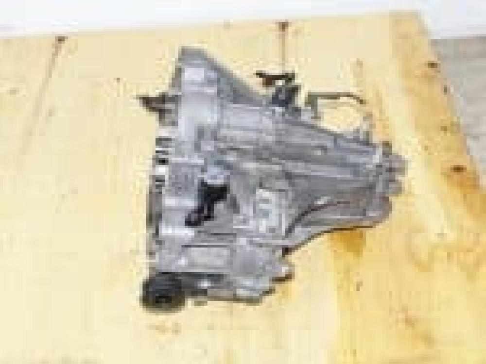 JDM 1992-2000 HONDA CIVIC 5 SPEED MANUAL D SERIES TRANSMISSION.: Image 9