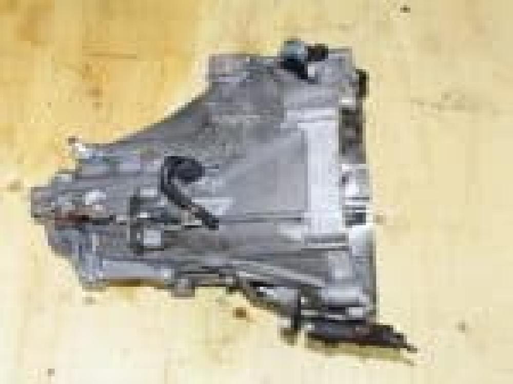 JDM 1992-2000 HONDA CIVIC 5 SPEED MANUAL D SERIES TRANSMISSION.: Image 3