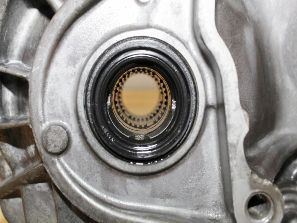 2017-2021 Honda Civic Type R FK8 2.0L Turbo 6 Speed LSD Transmission SDEM: Image 4